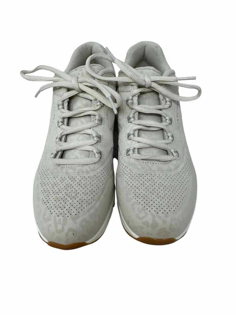 Shoe Size 9 Sketchers Cream Sneakers