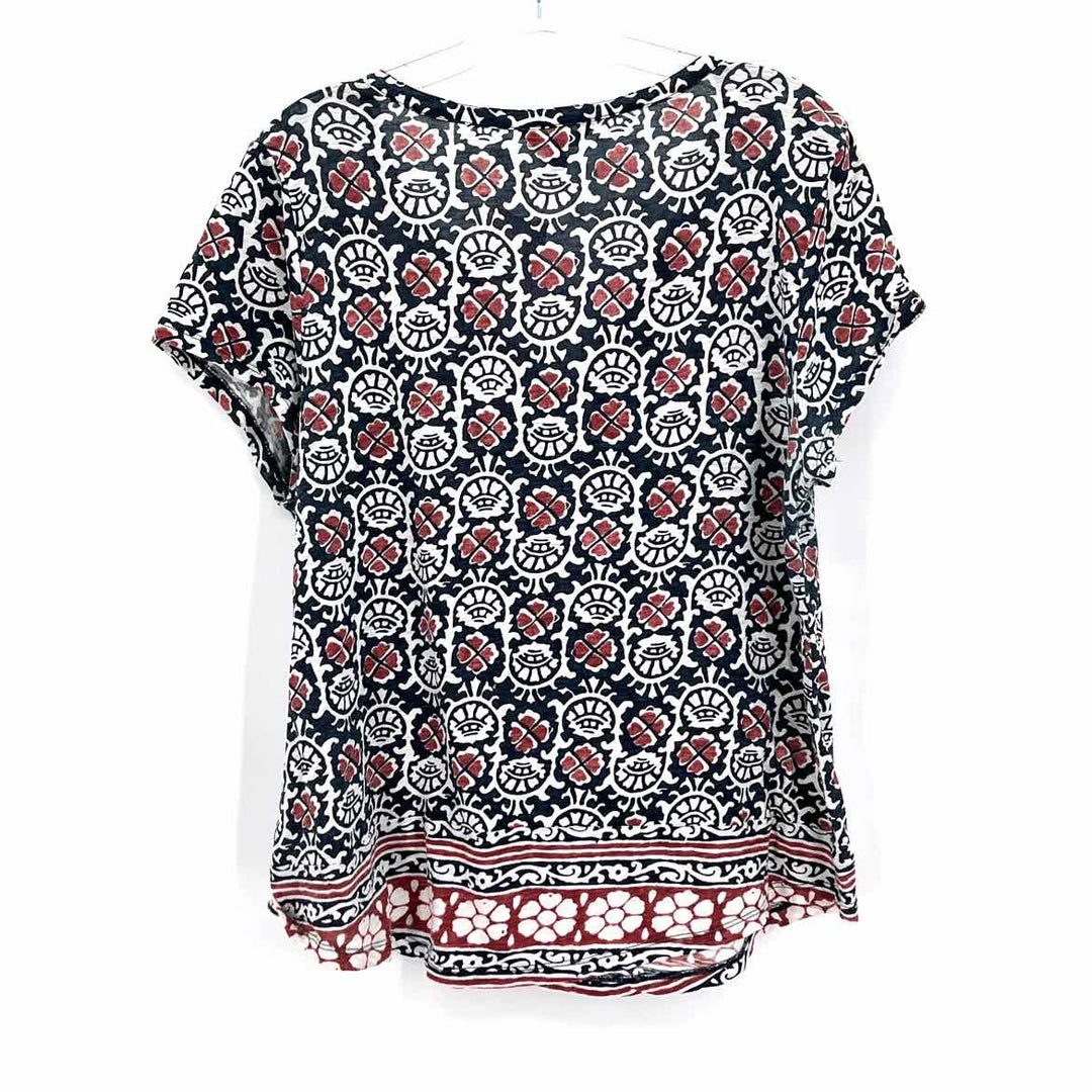 Size XL LUCKY Multi-Color Shirt