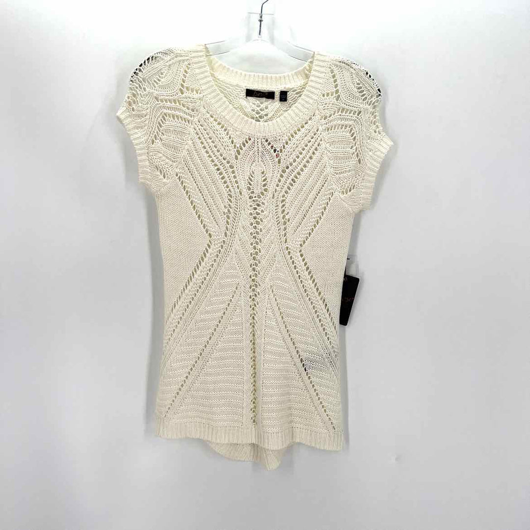Size M Cream Knit Sweater