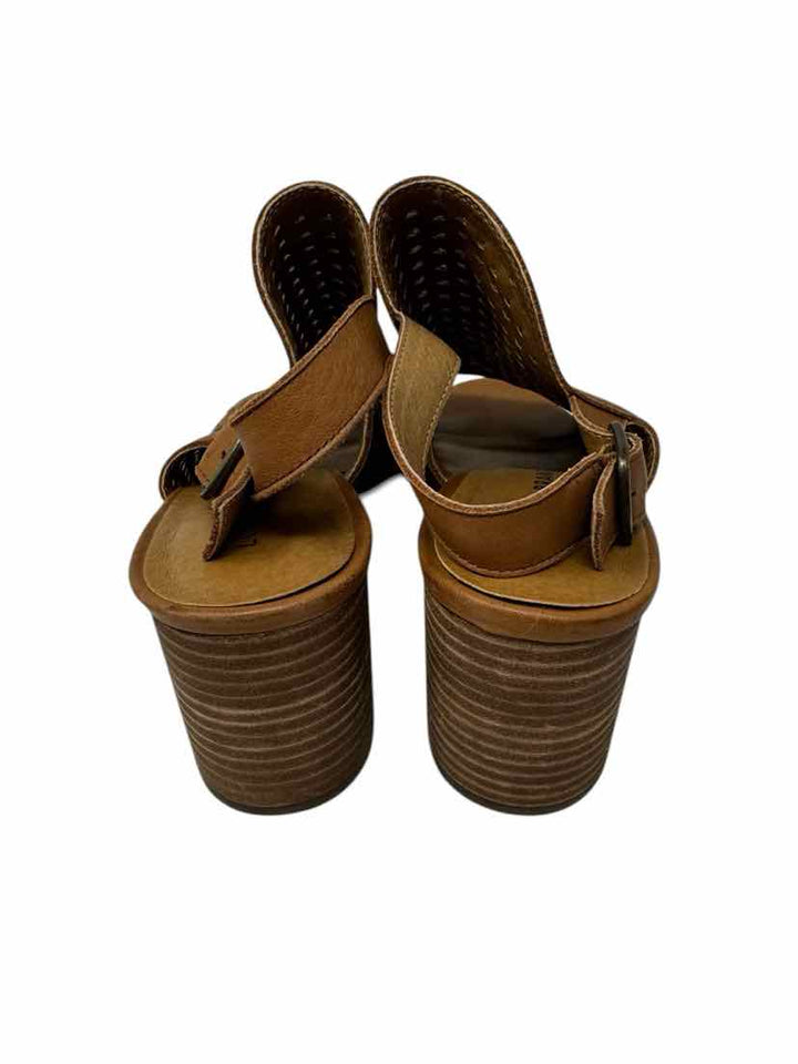 Shoe Size 8.5 LUCKY Brown Sandals