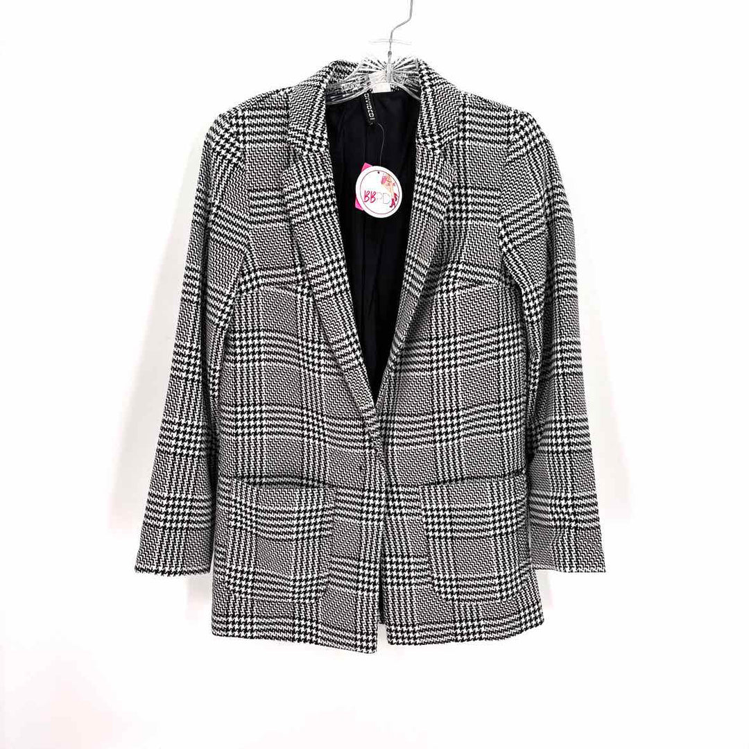 Size 0 H&M Black/White Blazer