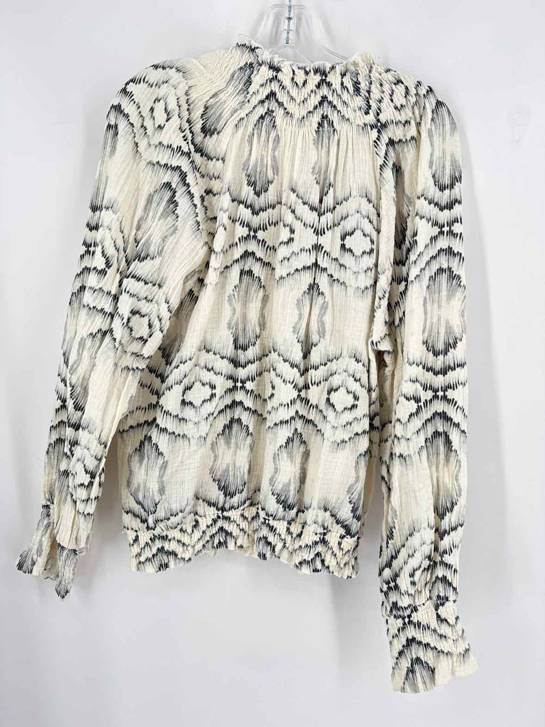 Size M Cream Shirt