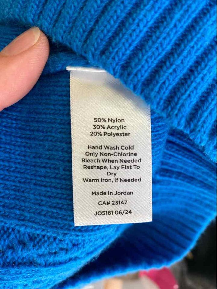 Size M Talbots Teal Knit Sweater