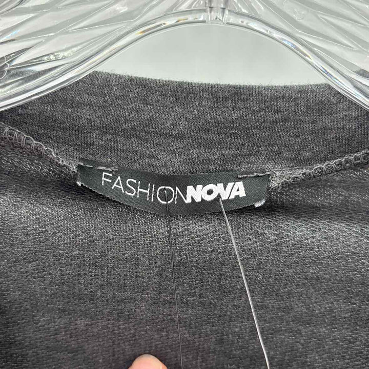 Size L FASHION NOVA Gray Shirt