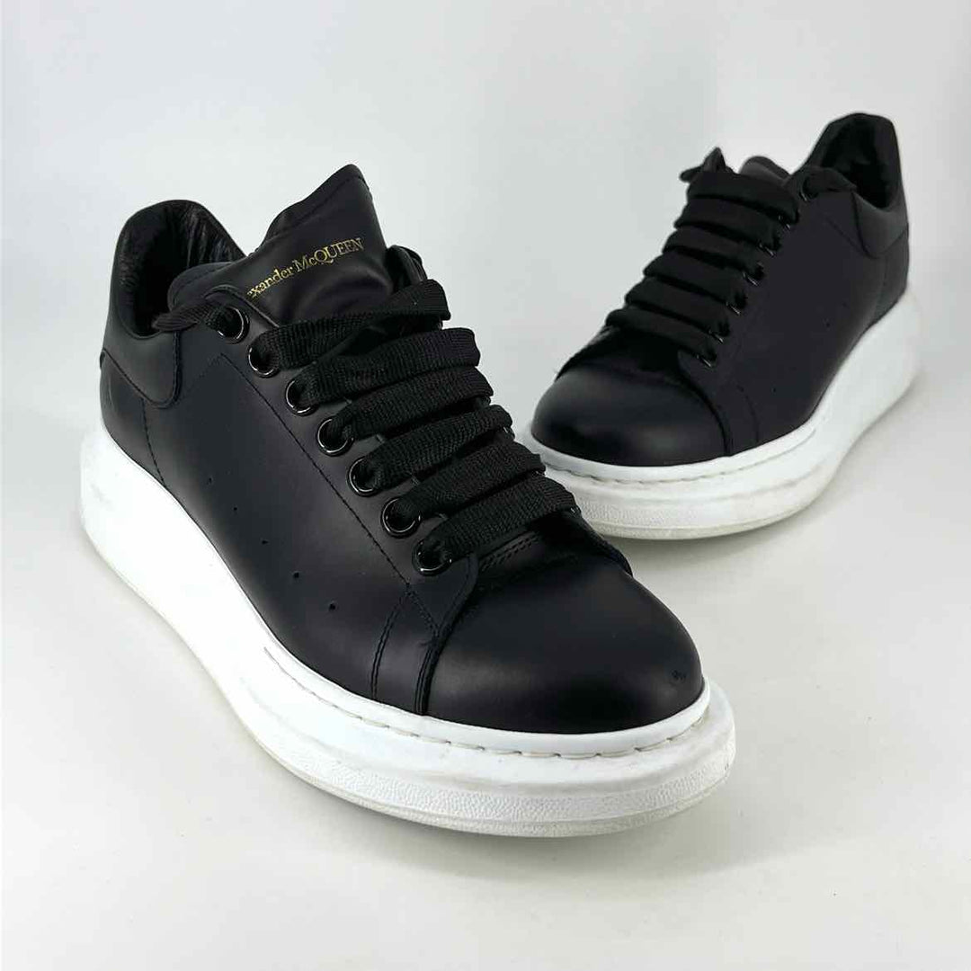 Shoe Size 9.5 Alexander McQueen Black Leather Luxury - Sneakers