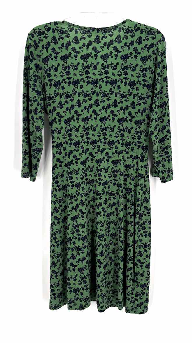 Size L Green Print Dress