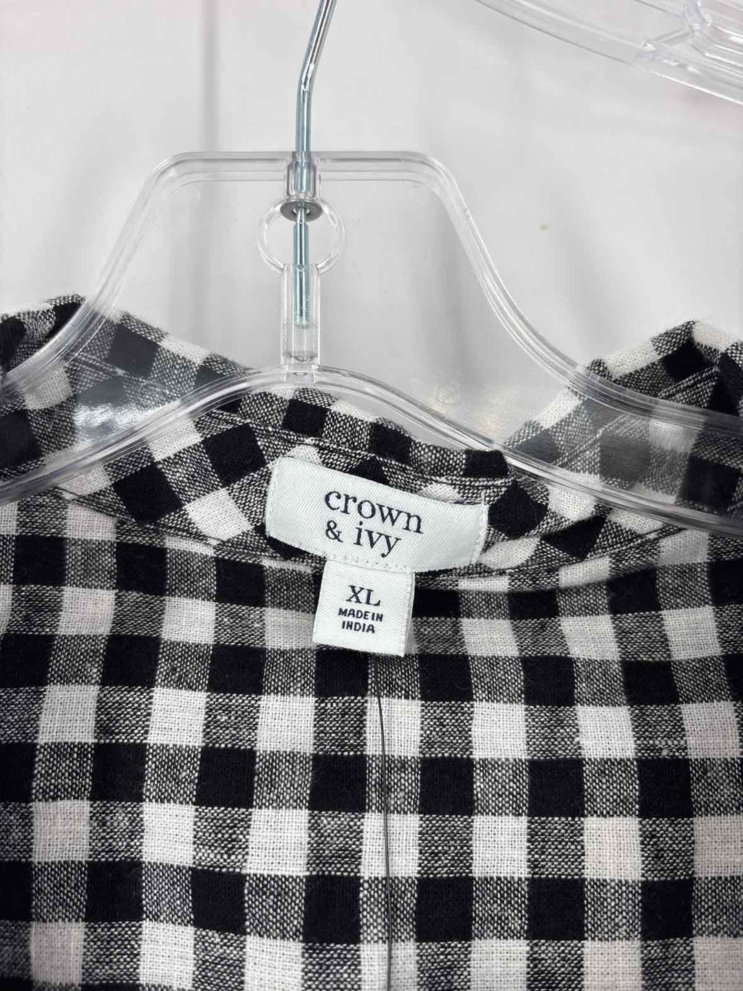 Size XL CROWN & IVY Black/White Shirt