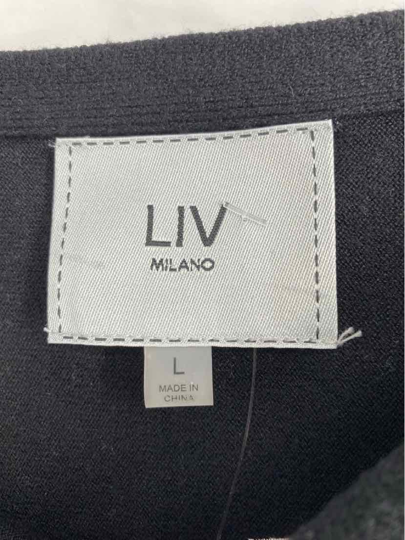 Size L Black Sweater