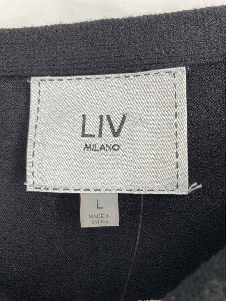 Size L Black Sweater