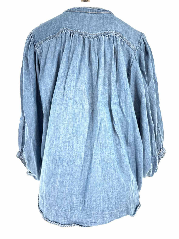 Size M Denim Shirt