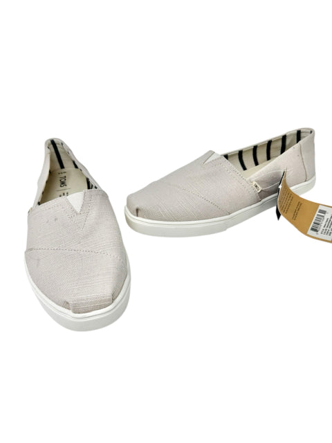 Shoe Size 9.5 Toms Tan Canvas Flats