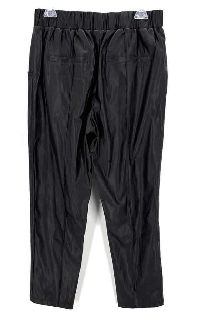 Size M Black Pants