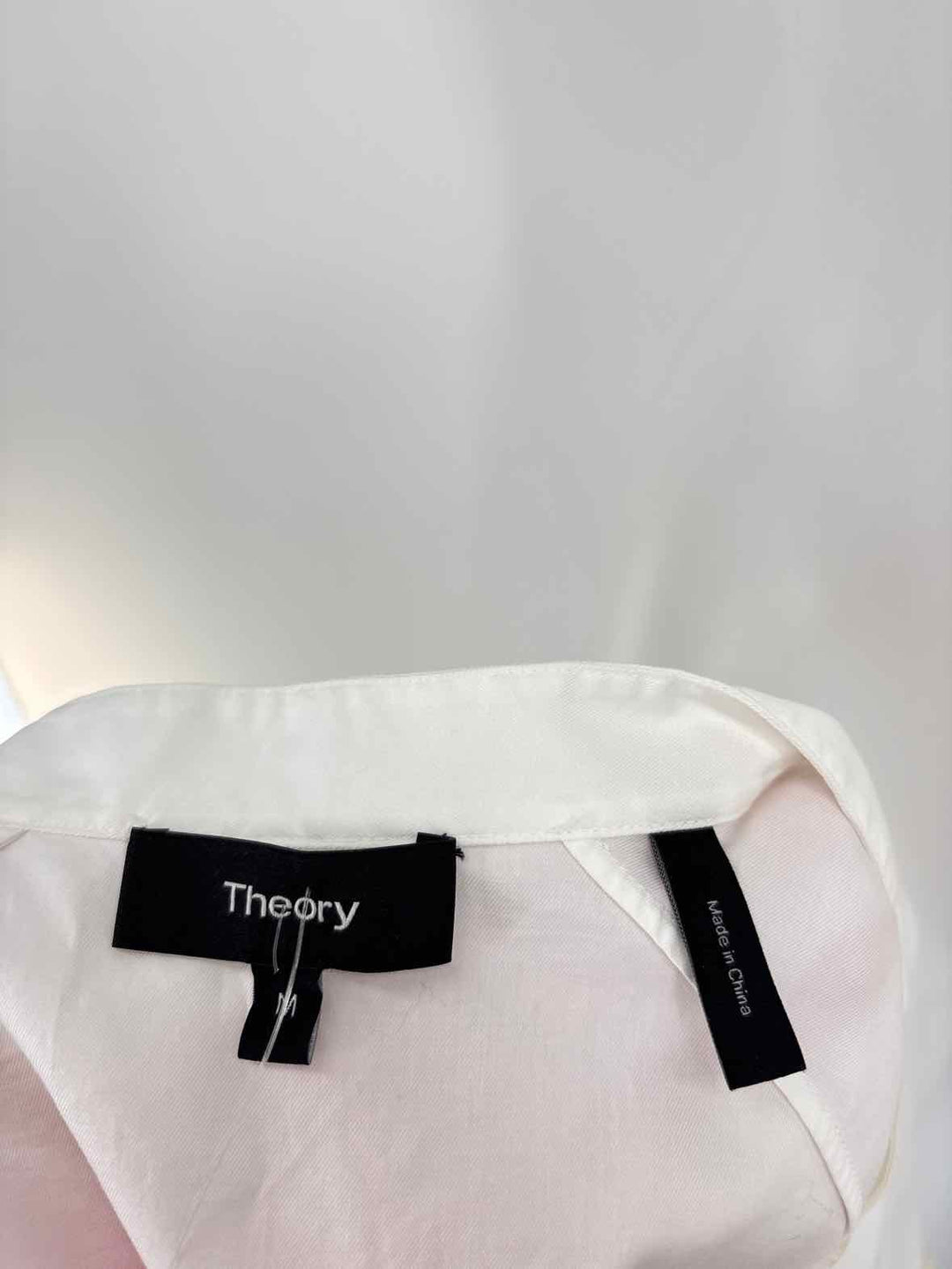 Size M THEORY White Shirt