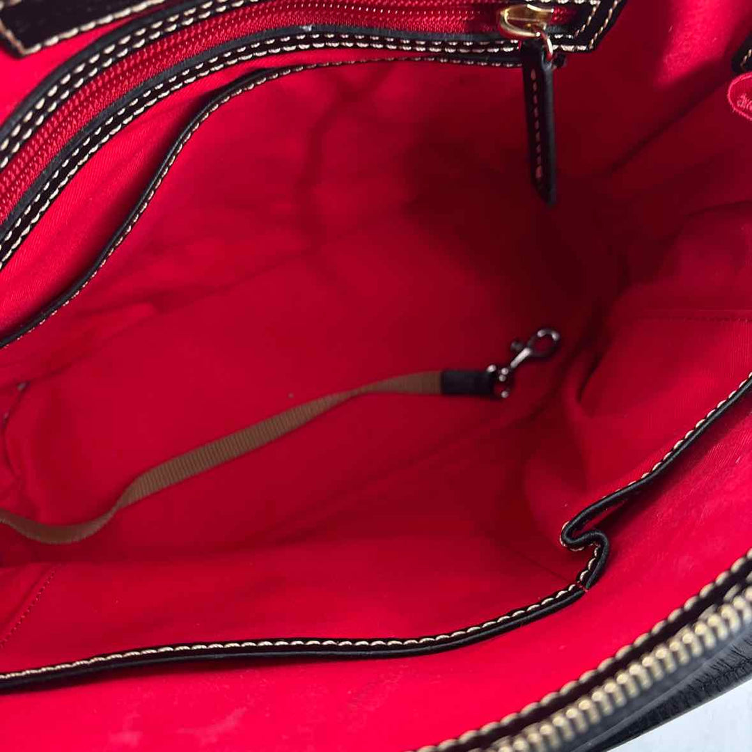Dooney & Bourke Purse