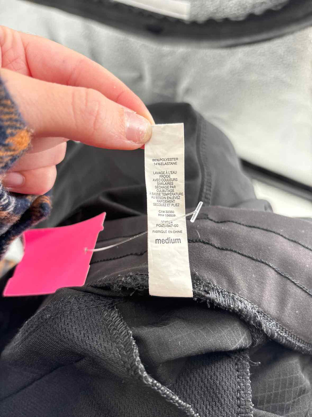 Size M VUORI Black Pants