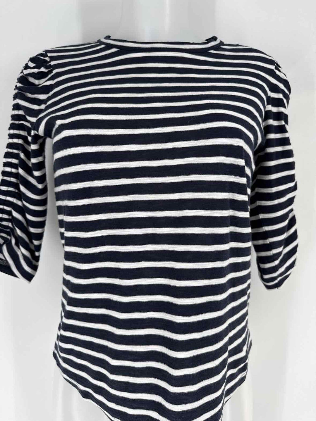 Size XS VERONICA BEARD Navy Print Shirt