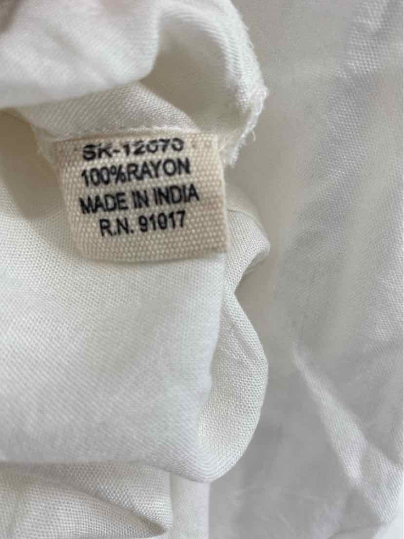 Size XL Cream Shirt