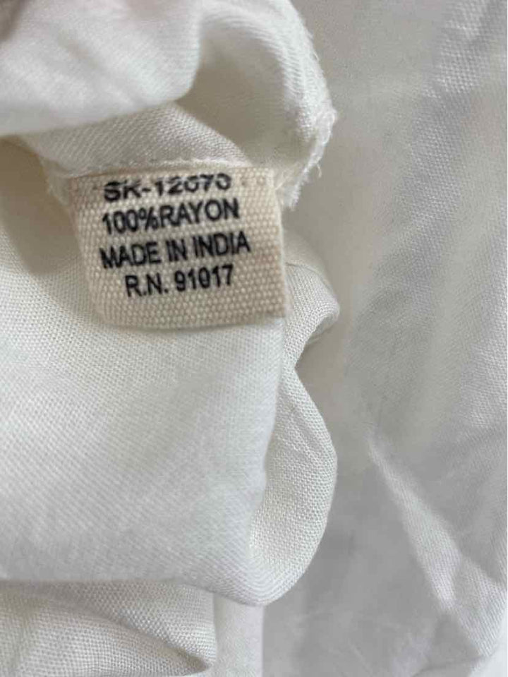 Size XL Cream Shirt