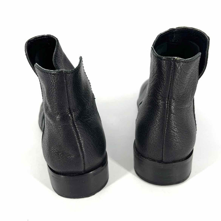 Shoe Size 8.5 LUCKY Black Leather Boots