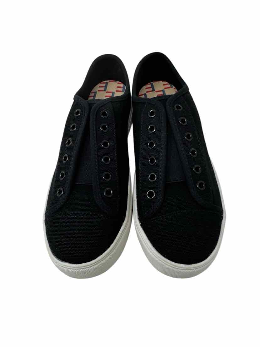 Shoe Size 7 Black Sneakers