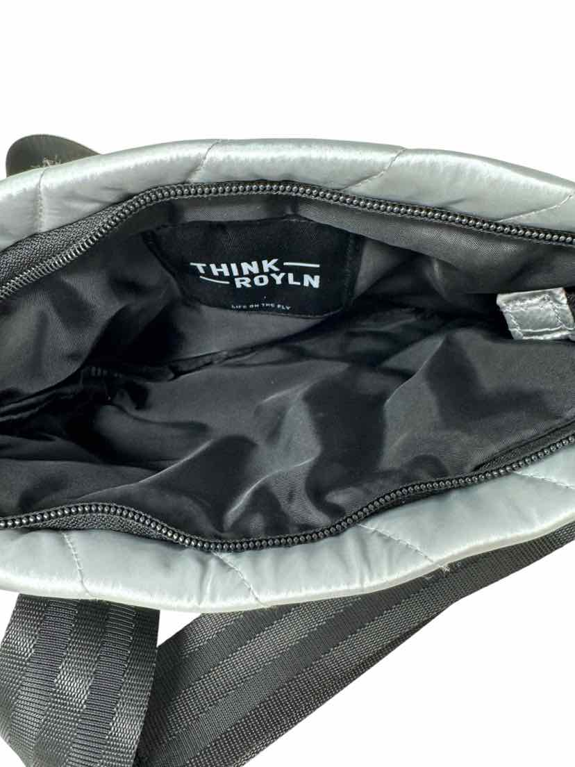 THINK ROBYN Purse