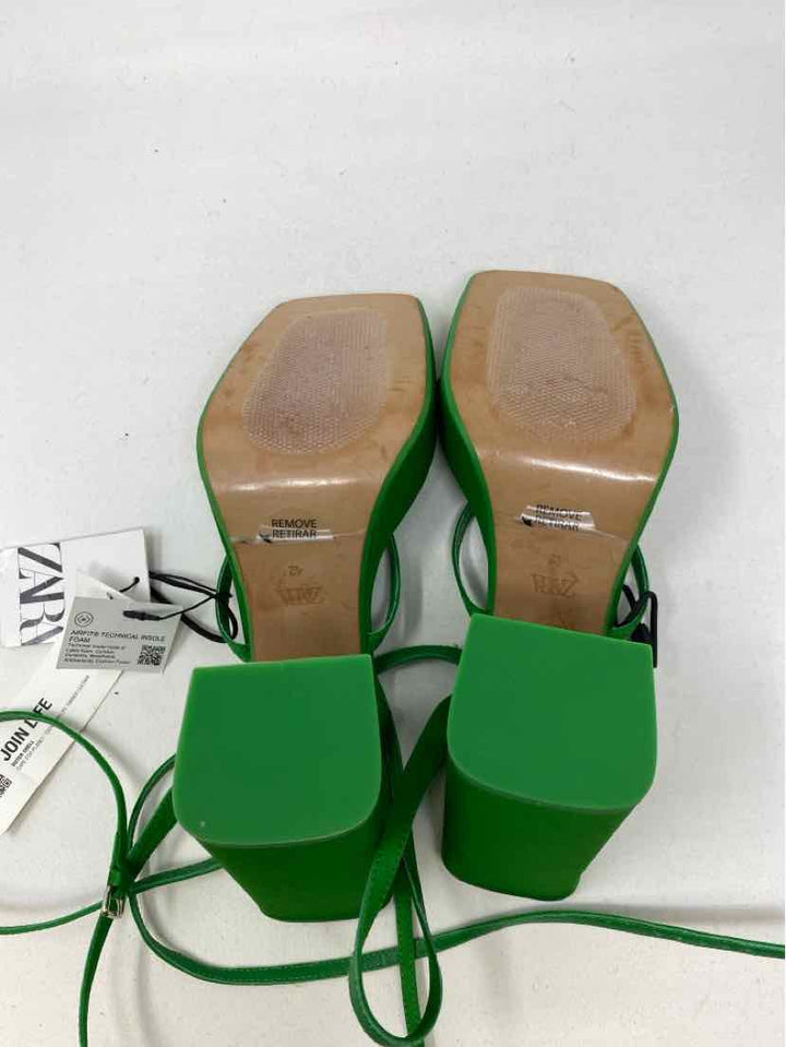 Shoe Size 42 ZARA Green Sandals