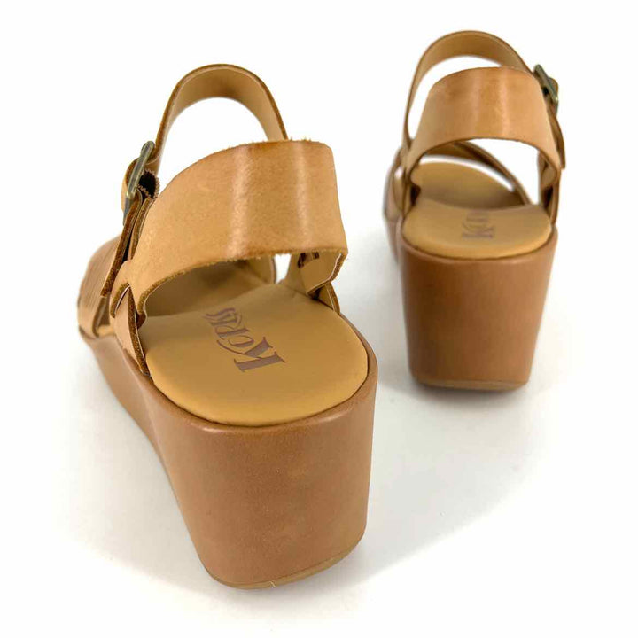 Shoe Size 7 KORKS Tan Leather Sandals