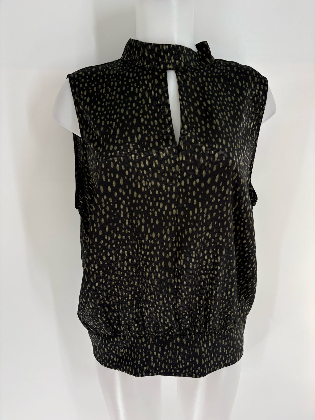 Size XL LIVERPOOL Olive Shirt