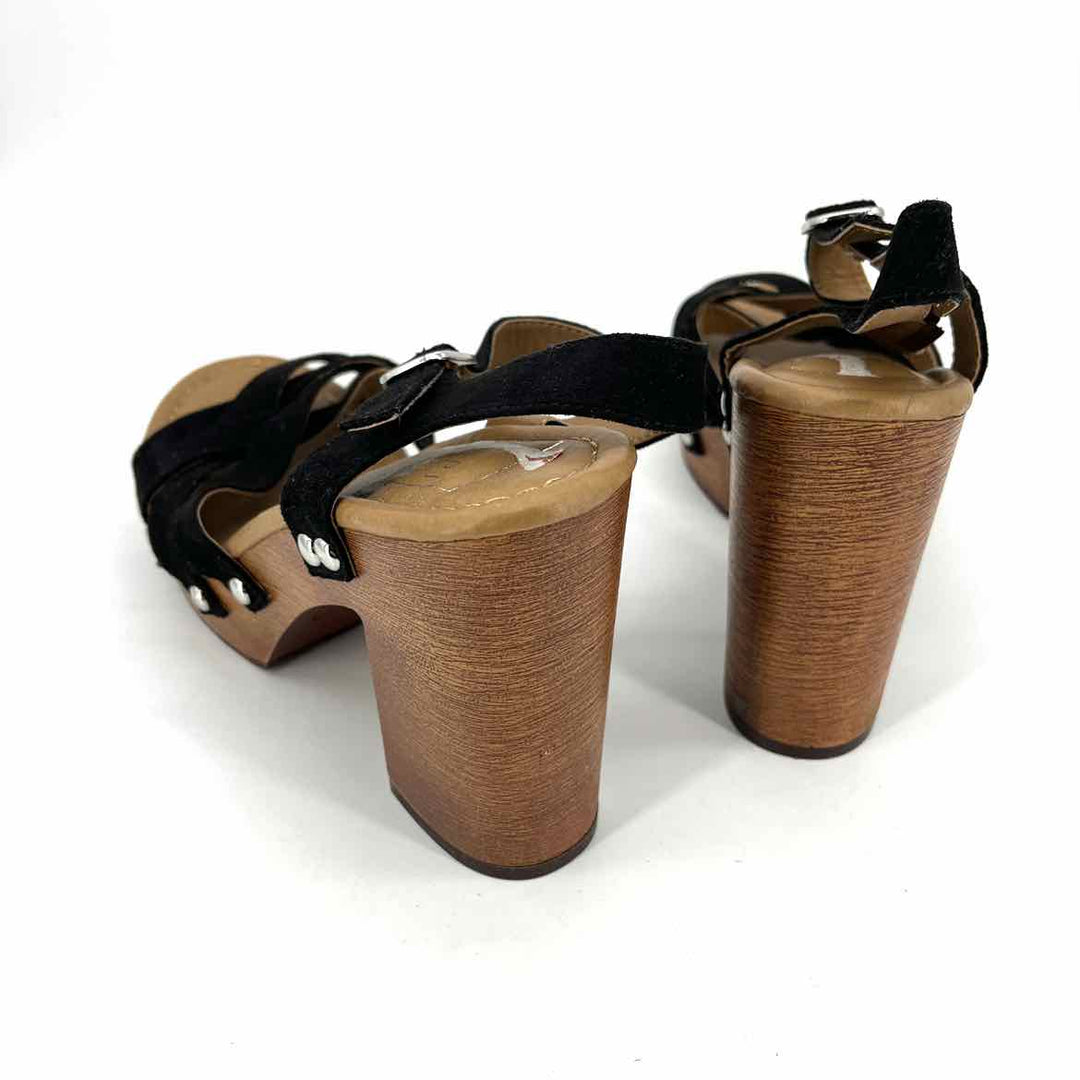 Shoe Size 8.5 KAARI Black Sandals