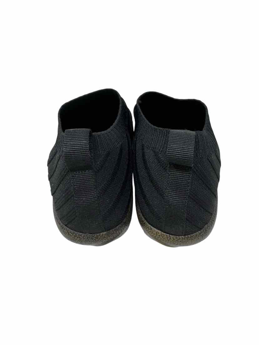 Shoe Size 40 NAOT Black Flats