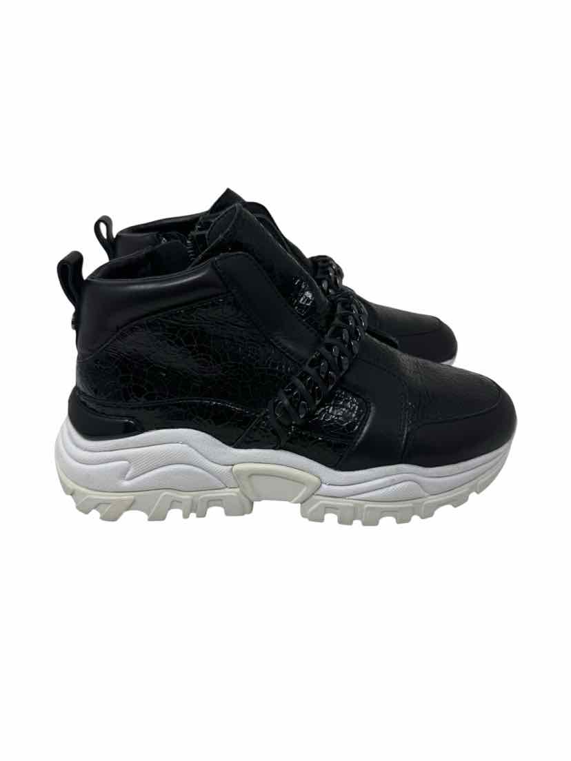 Shoe Size 37 M.GEMI Black Sneakers