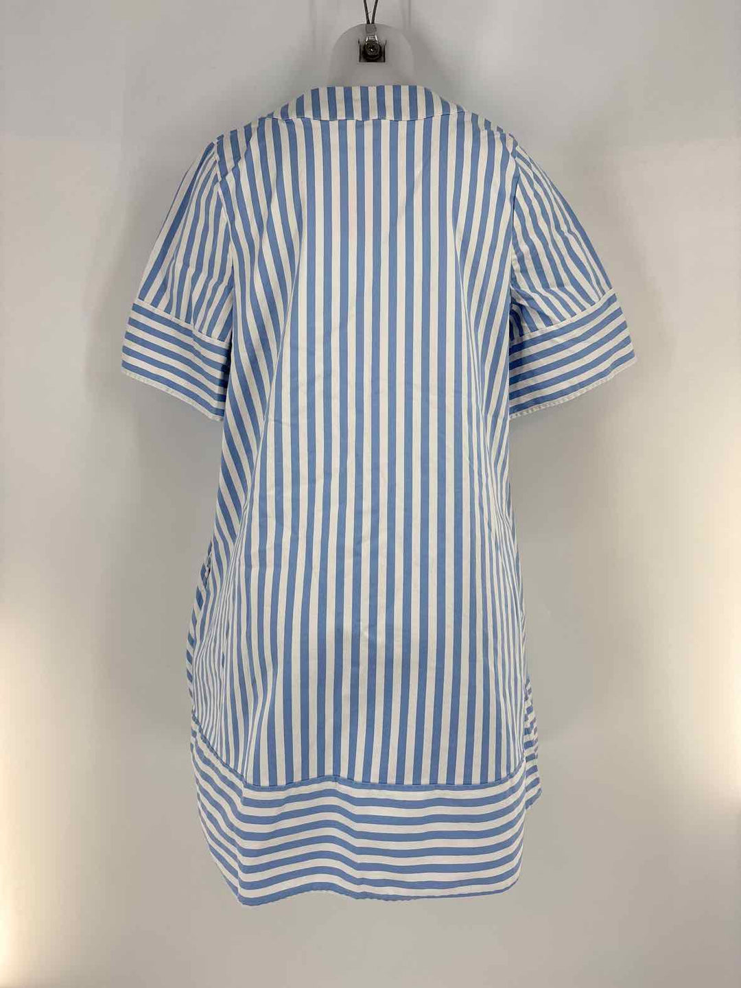 Size M CROWN & IVY Blue Dress