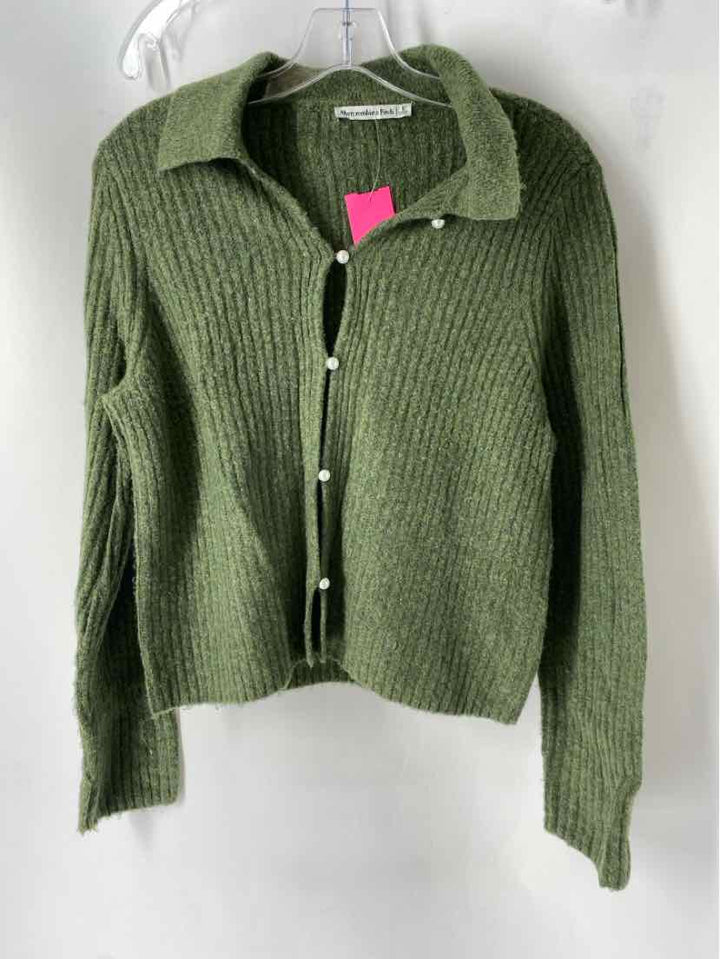 Size S Abercrombie Green Knit Cardigan
