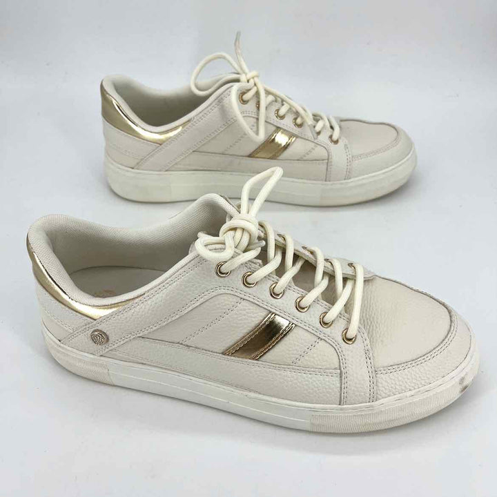 Shoe Size 9 Vince Camuto White Leather Sneakers