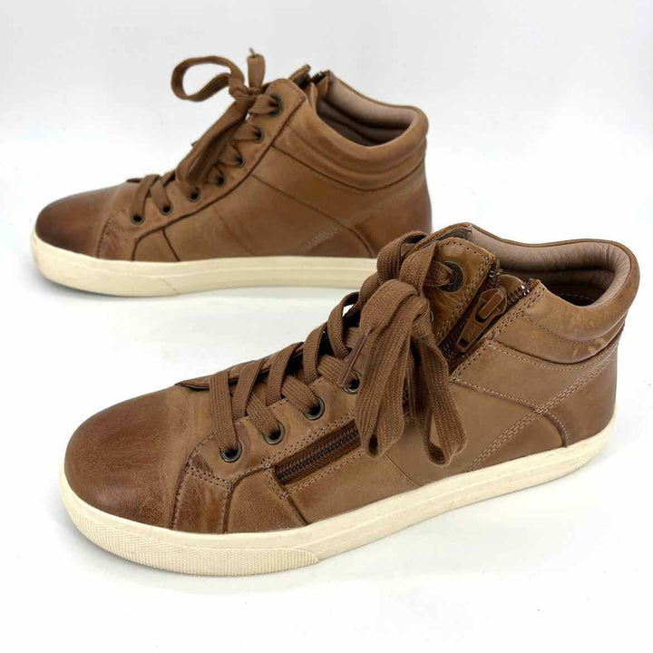 Shoe Size 9 TAOS Camel Leather Wedge