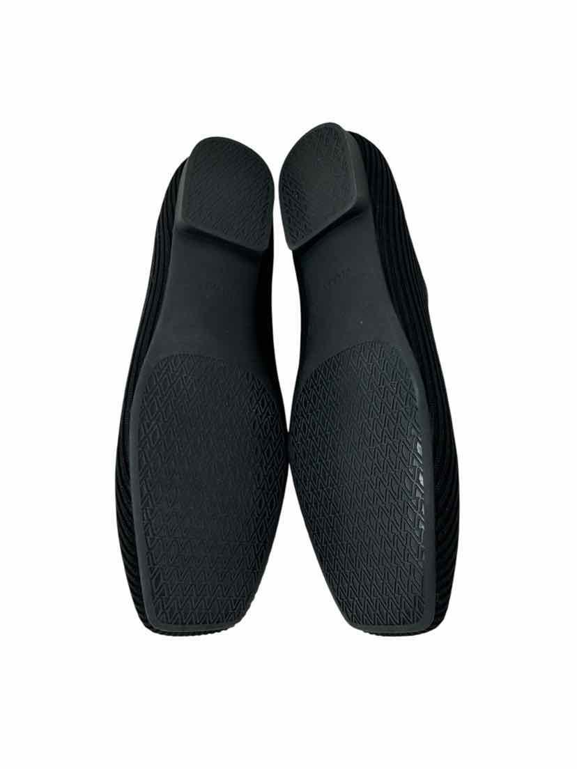 Shoe Size 40 VIVAIA Black Knit Flats