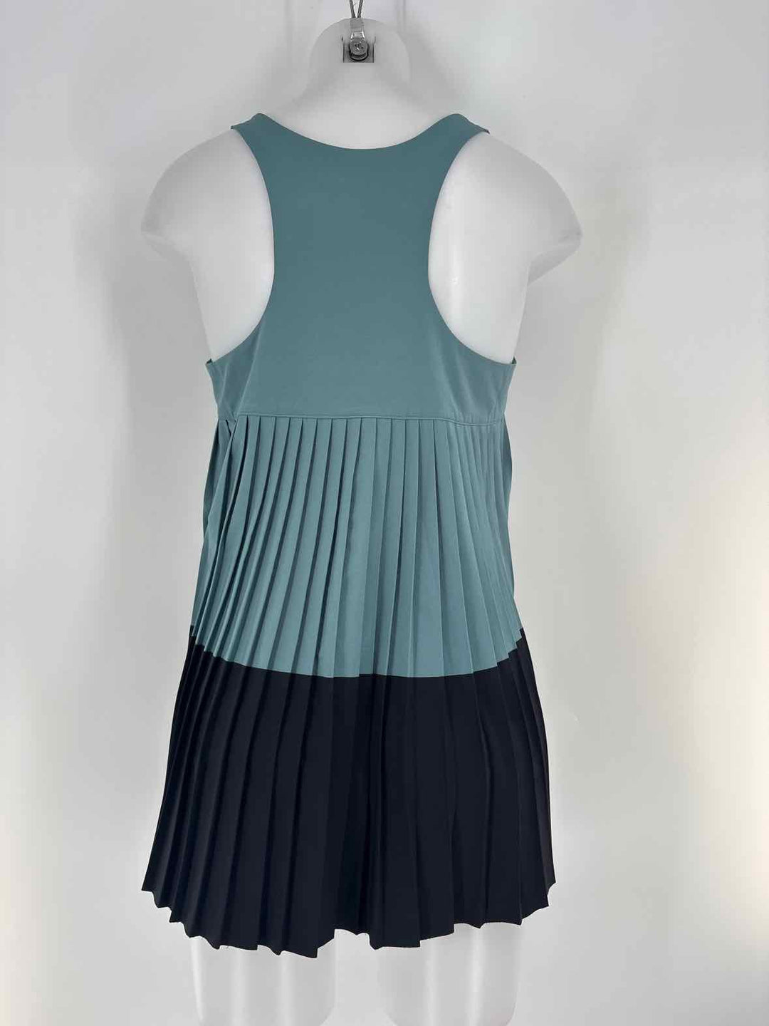 Size S Athleta Teal Shirt