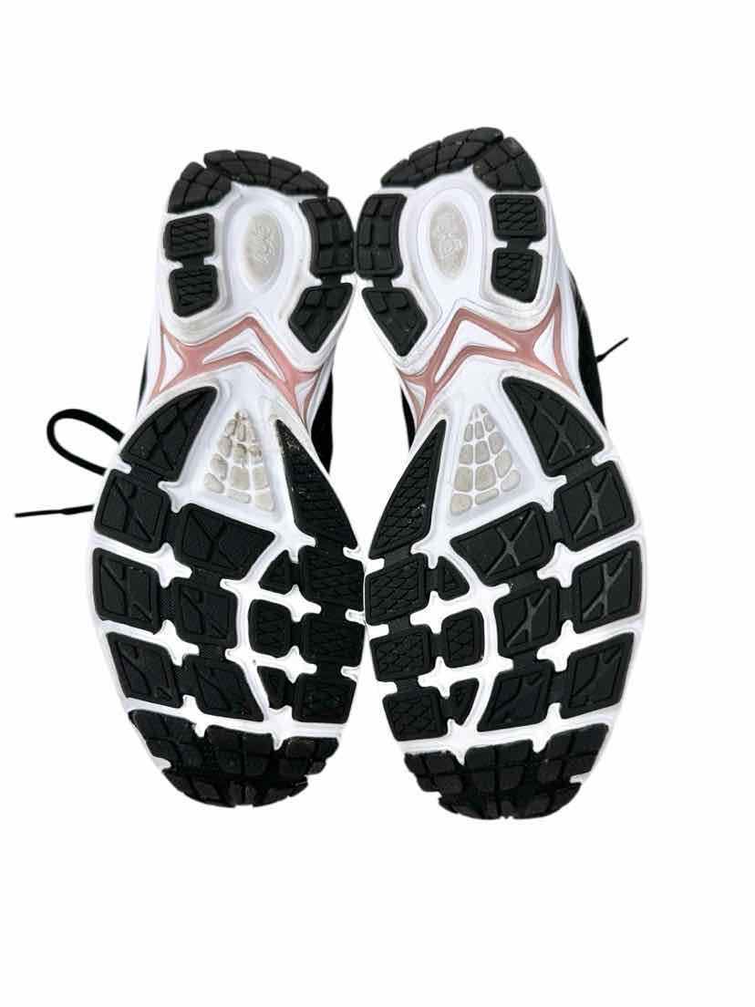 Shoe Size 7 RYKA Black Sneakers