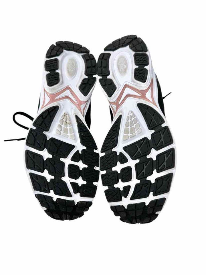 Shoe Size 7 RYKA Black Sneakers
