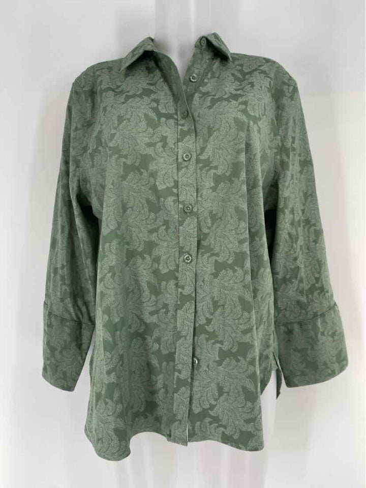 Size 14 Chico's Green Shirt