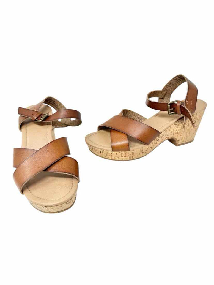 Shoe Size 7.5 MAURICE Brown Sandals