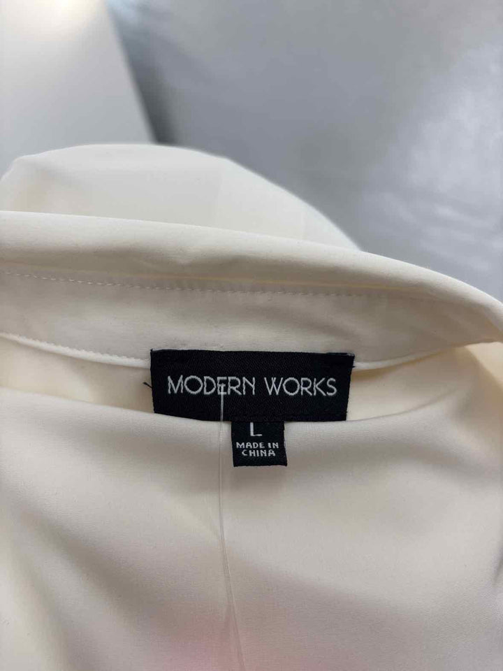 Size L Cream Shirt