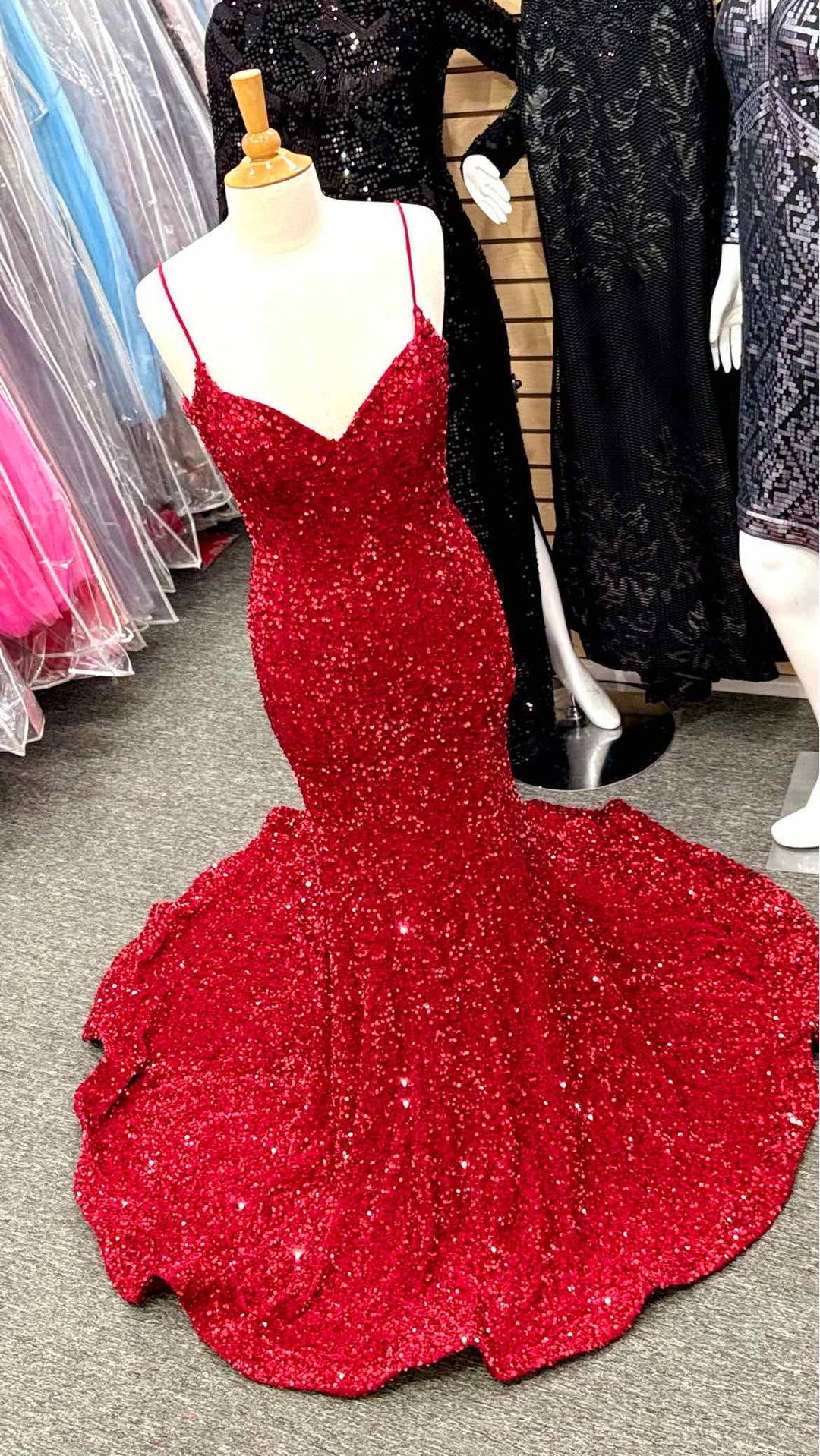 Size 6 Red PROM