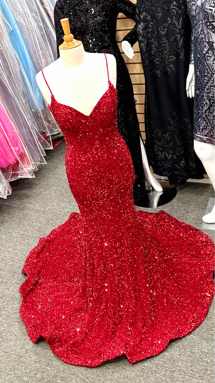 Size 6 Red PROM