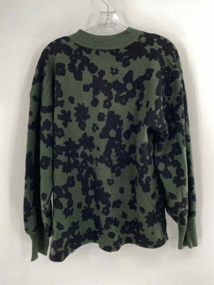 Size L CROSBY Green Sweater