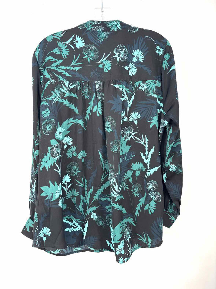 Size 1X LIVERPOOL Green Shirt