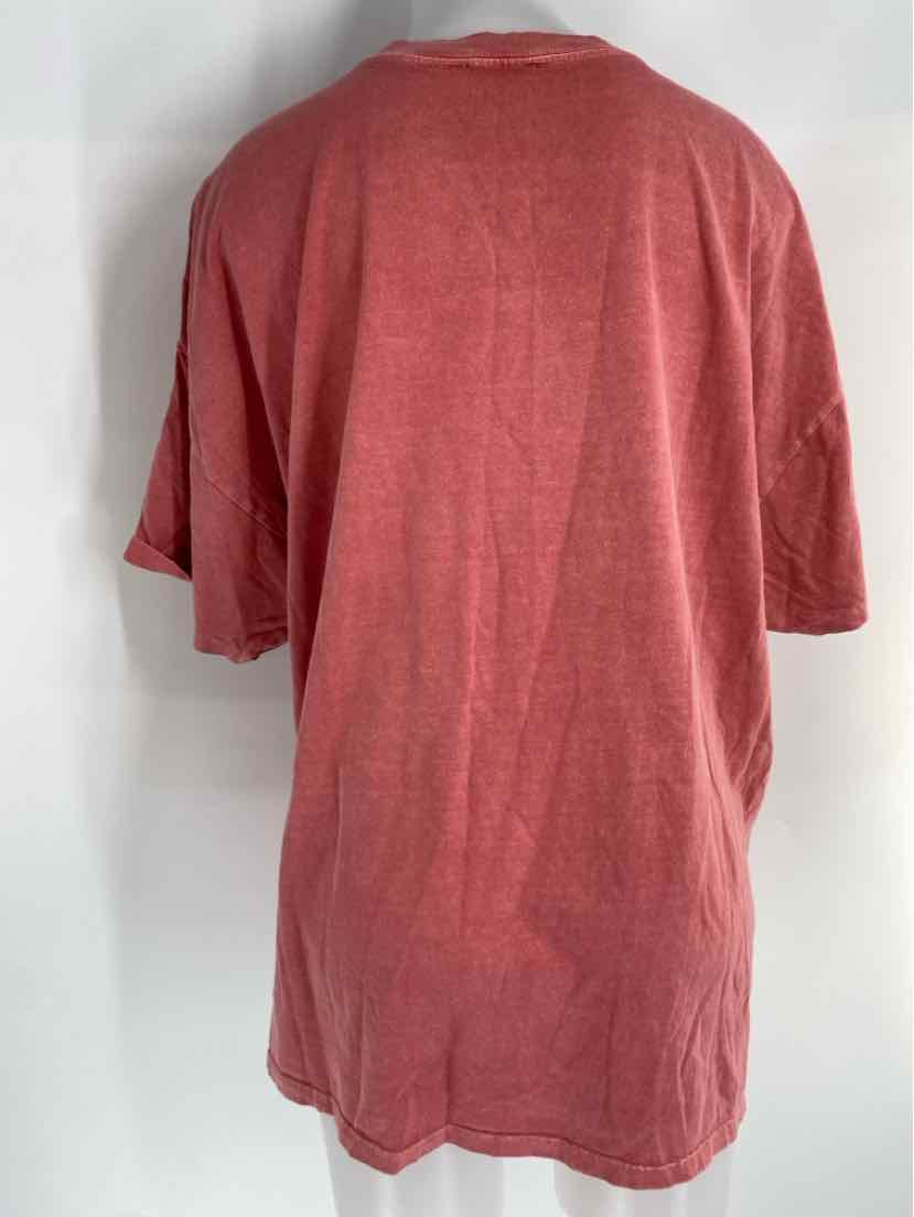 Size L Peach Shirt