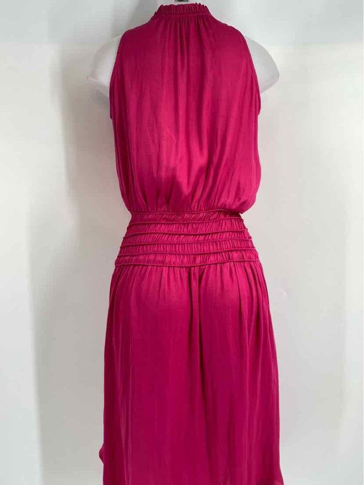 Size XS White House Black Market Fuschia Sateen Dress