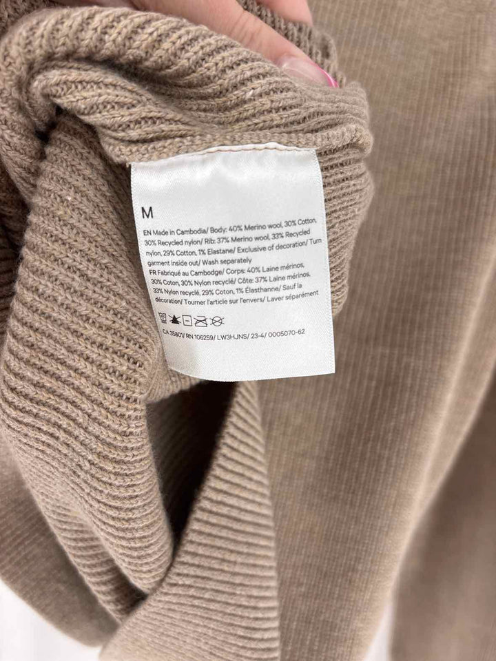 Size M Lululemon Tan Sweater