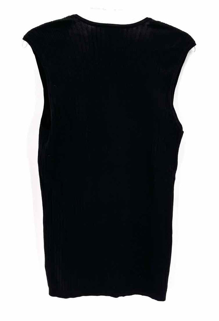 Size 18/20 Torrid Black Shirt